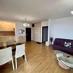 Coroni 3 - Jacuzzi&terasa Panoramica * Brașov