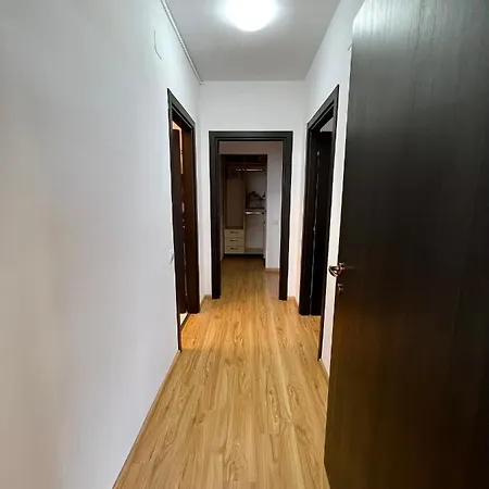 Coroni Apart 3 - Jacuzzi & Terasa Panoramica Brasov *