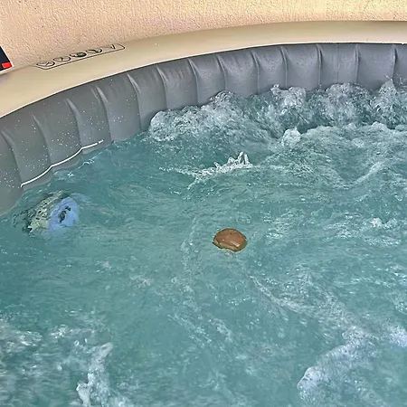 #3 Coroni Seasons Appartement *